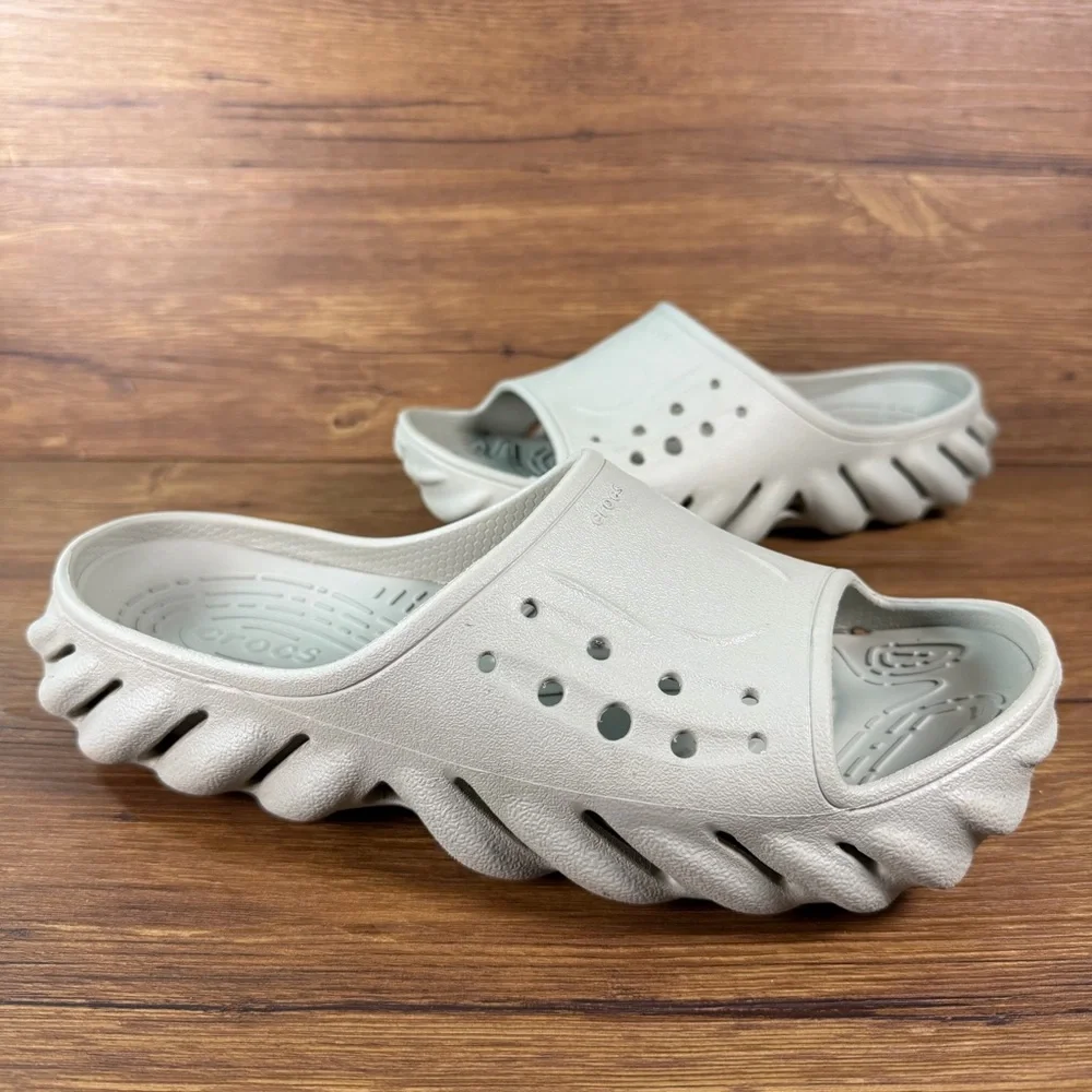CROCS Echo Slide Sandals Women’s Size 10‎ Slip-On Shoes